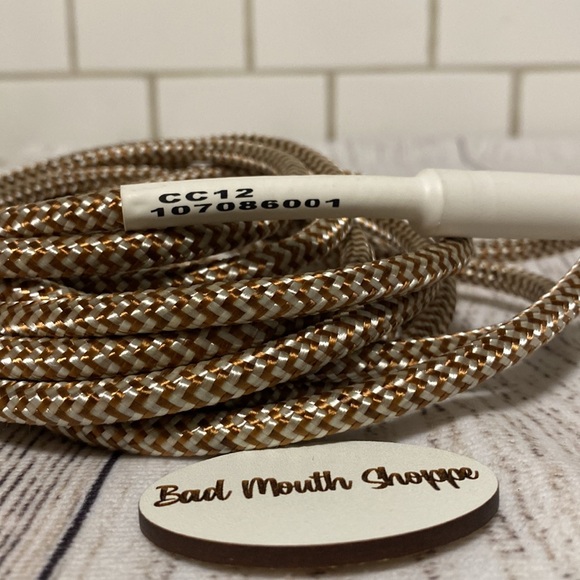 Livewire Advantage Tweed Guitar Instrument Cable 12 ft. Gold - Picture 5 of 6